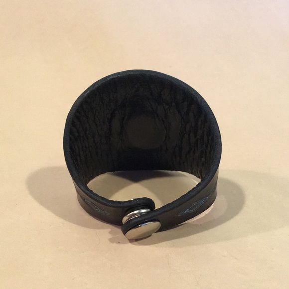 Tooled Leather Cuff Bracelet with Labradorite Gemstone Inlay Boho Mandala Cuff - Picture 4 of 12